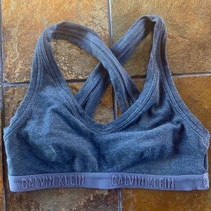 Calvin Klein grey bra size med.